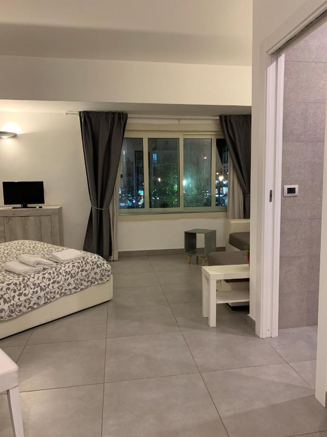 Myb Appartement Napels Buitenkant foto