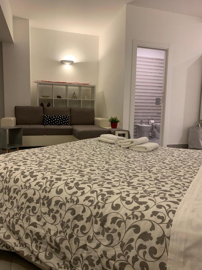 Myb Appartement Napels Buitenkant foto