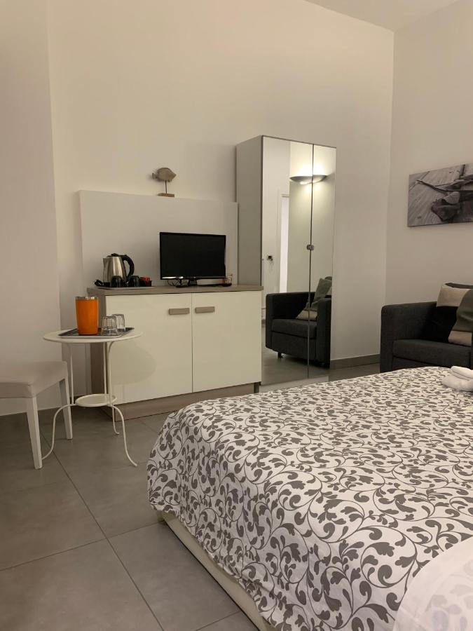 Myb Appartement Napels Buitenkant foto