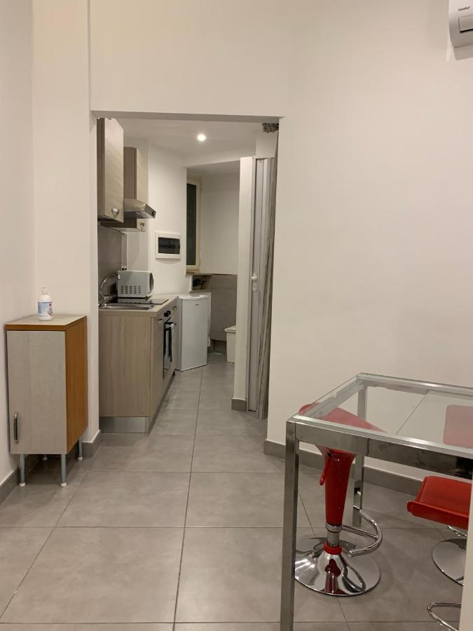 Myb Appartement Napels Buitenkant foto