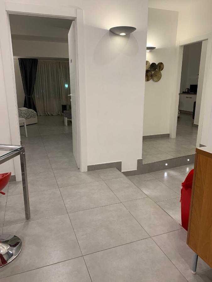 Myb Appartement Napels Buitenkant foto