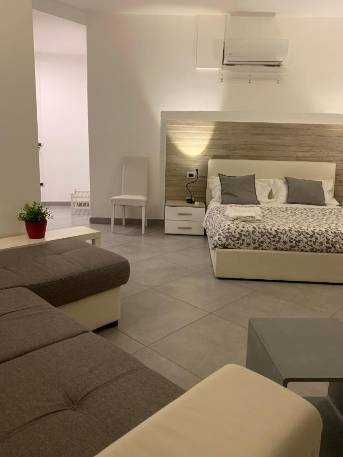 Myb Appartement Napels Buitenkant foto