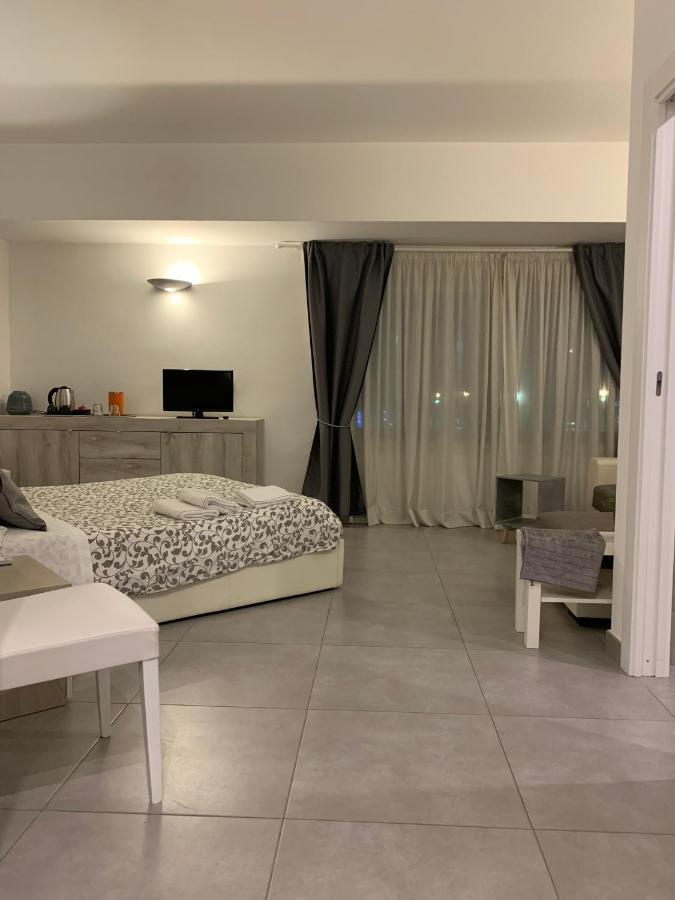 Myb Appartement Napels Buitenkant foto