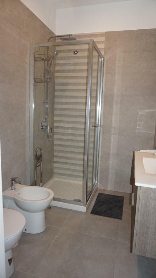 Myb Appartement Napels Buitenkant foto