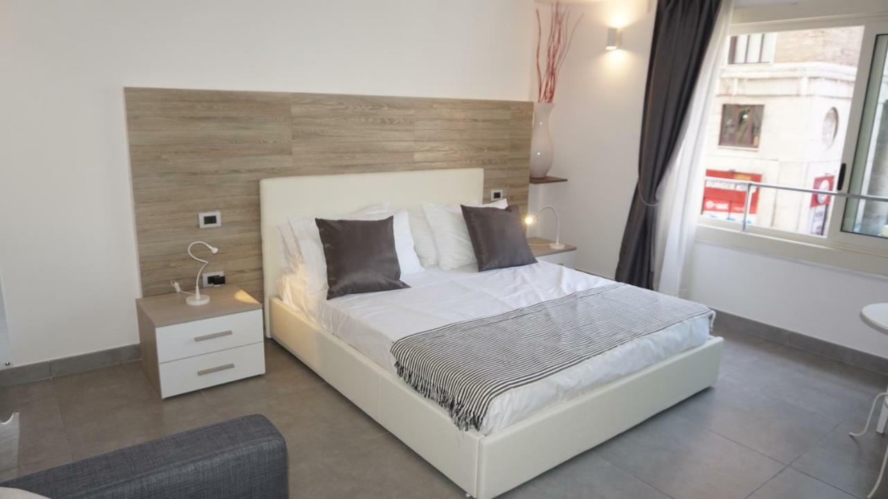 Myb Appartement Napels Buitenkant foto