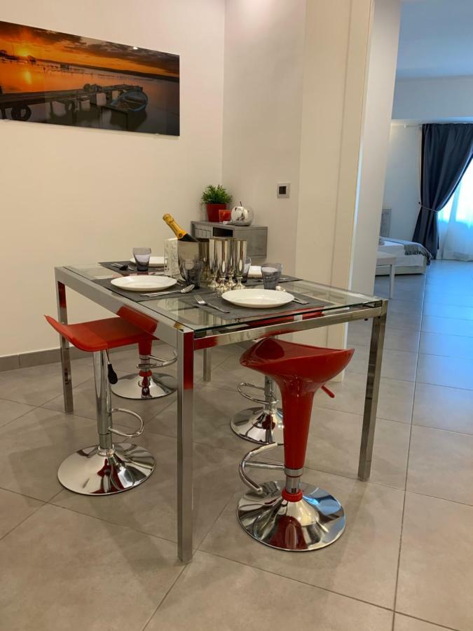 Myb Appartement Napels Buitenkant foto